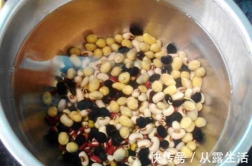 维生素b族|煮小米粥不能直接用冷水煮,煮前加一个步骤,煮后粥黏稠米油还多