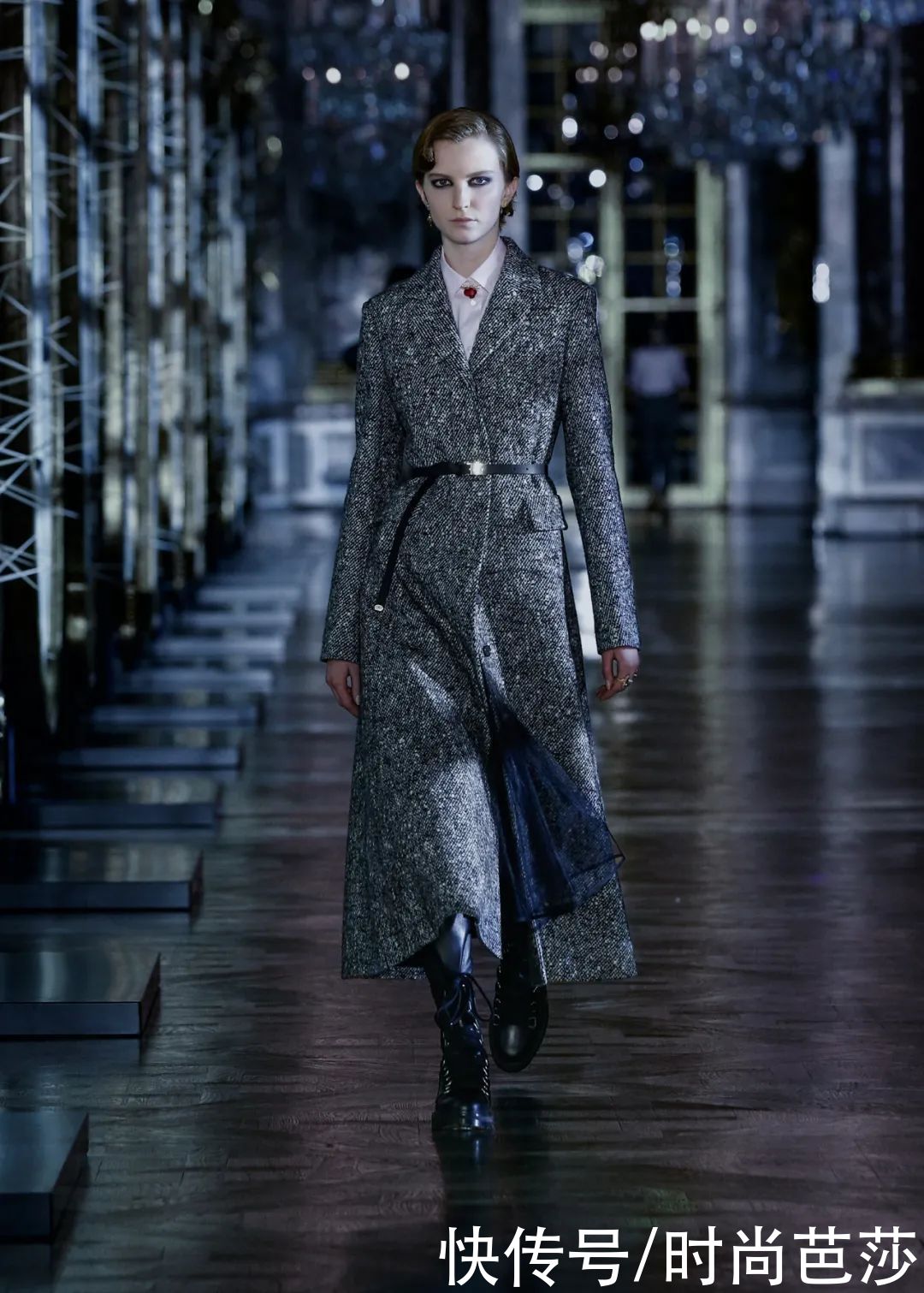 DIOR讲述的童话故事，只有成年人才能读懂