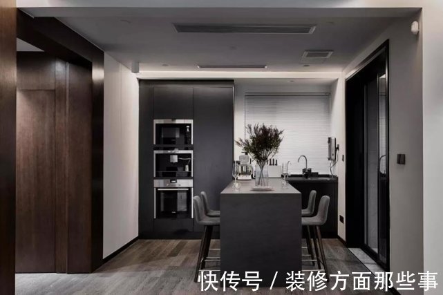 简约|144平简约硬朗现代三居室,塑造简单而不平凡的优雅空间