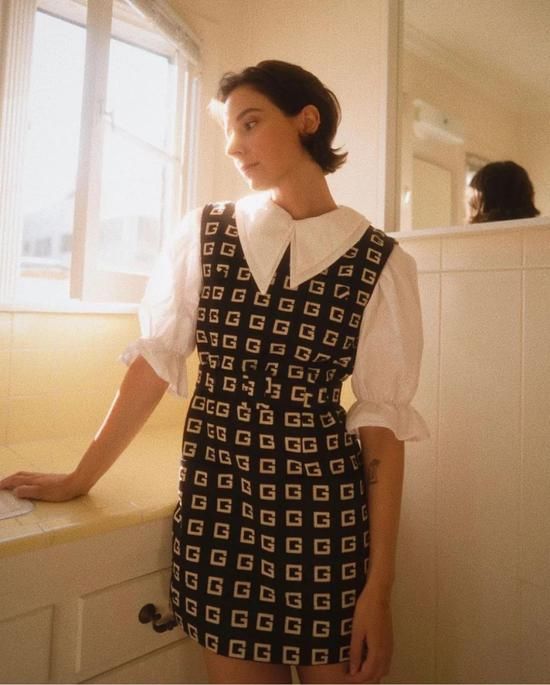 凯特王妃|今日的甜分是软萌的“娃娃领”单品带来的