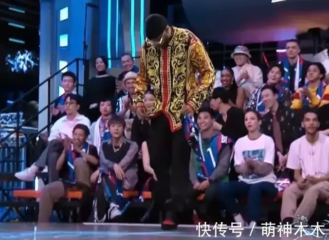 滤镜|《街舞4》滤镜过厚堪比古偶,黑人舞者肤色都变了,队长成包子脸