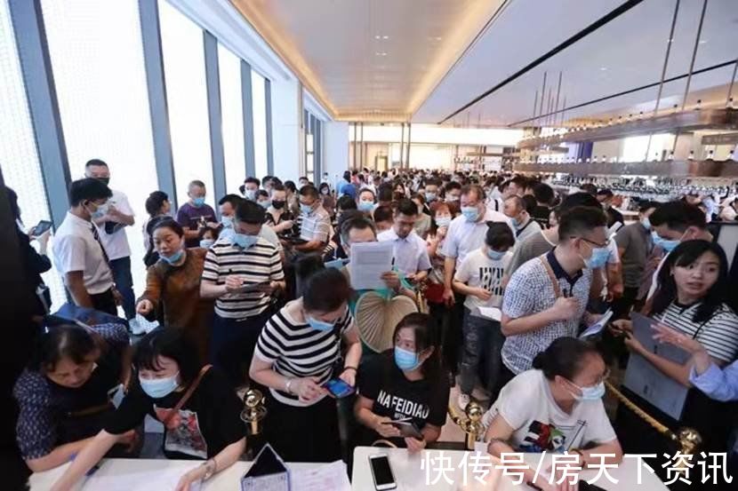 洋房|上万人到访，令城市沸腾，解析龙湖焕城的“流量密码”