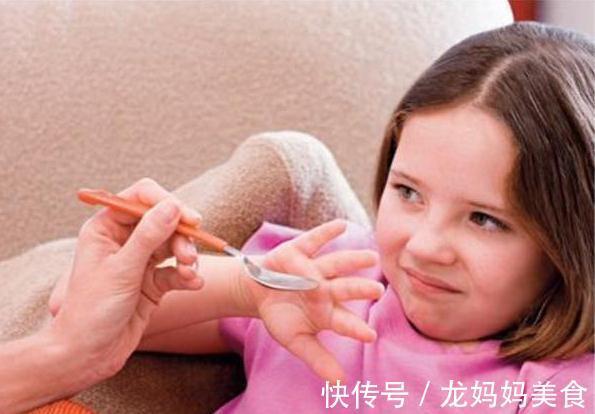 丸子|孩子太瘦不爱吃饭怎么办?外婆支了招,娃半年长了10斤