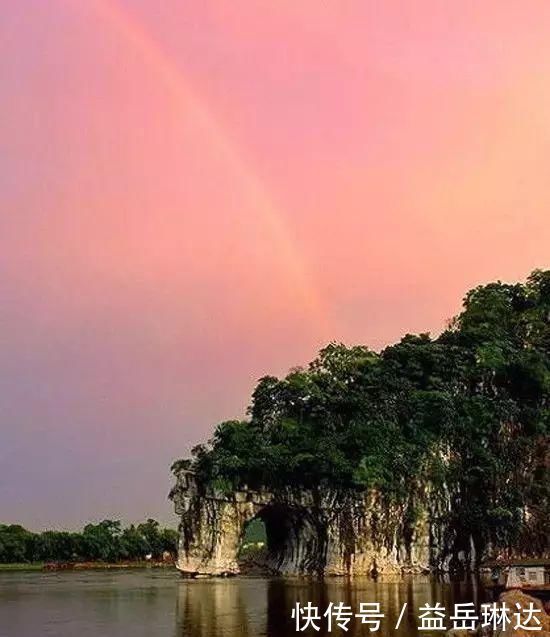 太美了,世界照片今天终于传来,罕见至极,一睹为快