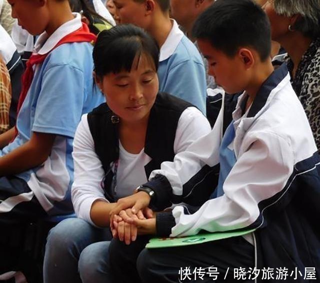 快乐教育|无知家长常用这3碗“毒鸡汤”坑孩子,还自认为很英明,你有没有中招