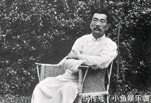 素书$郭沫若4字骂鲁迅,鲁迅加了1字回击,世人笑称:这便是郭沫若