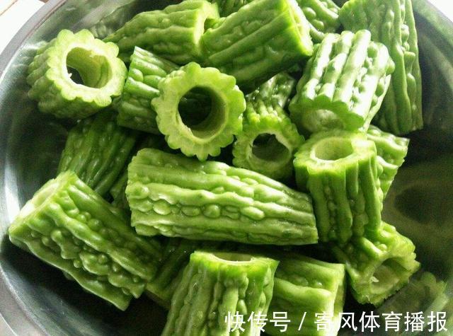 莲藕莲藕|糖尿病患者:少碰5菜,多喝3水,做好1事,血糖也许慢慢稳定