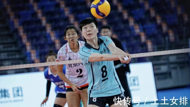 中局|后劲不足！河南女排虎头蛇尾0-3惨败，自由人成最大亮点