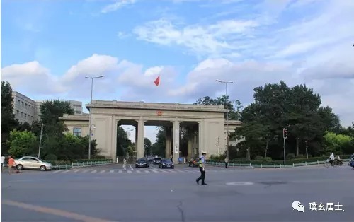 居住|靠近这些地方开店或居住更易发财!