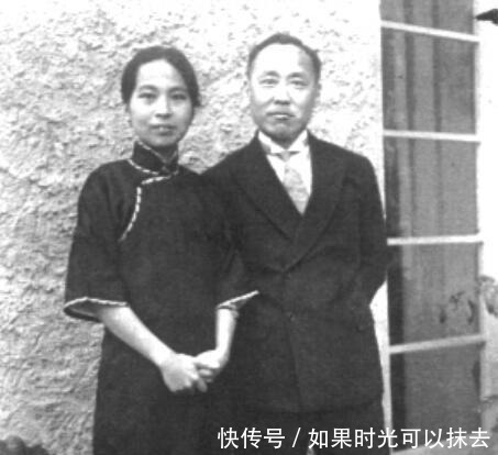 他和妻子离婚，向才女求婚，才女给冰心去信征求意见，冰心嫁