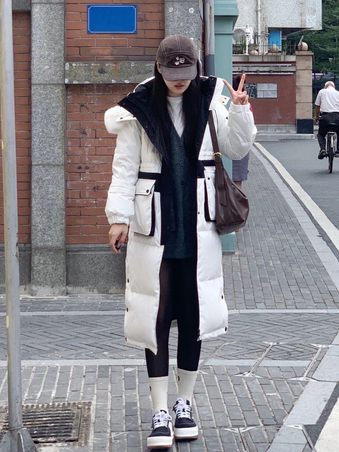 学院风|冬天怎么能少得了一身黑的穿搭呢?保暖不说还很时尚!