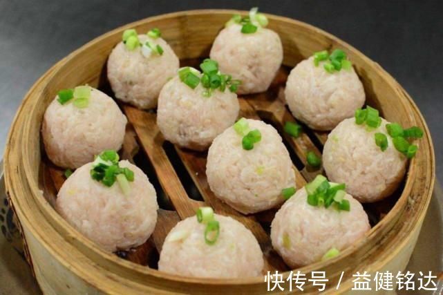 粉条|老外用筷子夹不起来的4种菜,中国网友第四种我们也不行