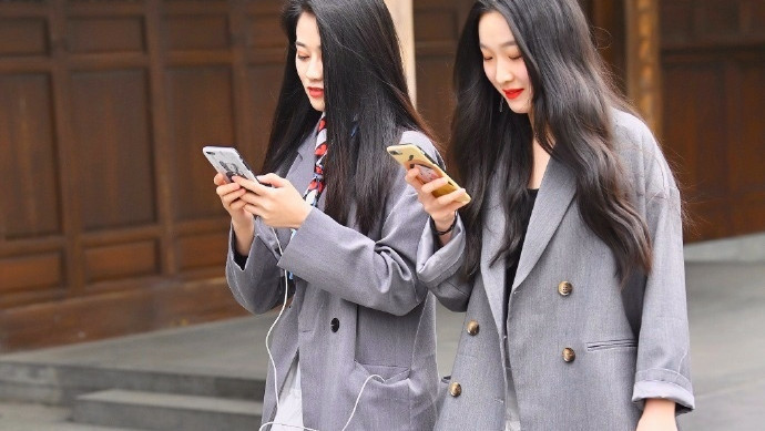 女神 亭亭玉立的妙龄女神, 外型迷人, 看得让人眼睛好累啊