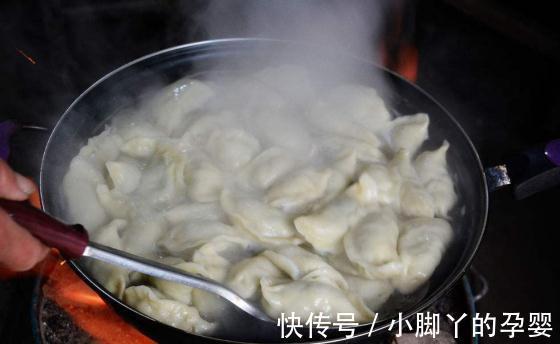 同样是煮水饺,“盖盖煮”和“不盖盖煮”区别大,学会再煮不吃亏