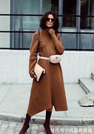 毛绒 中年女人不想做“土味大妈”,这5种穿搭要尽量避开,会拉低档次