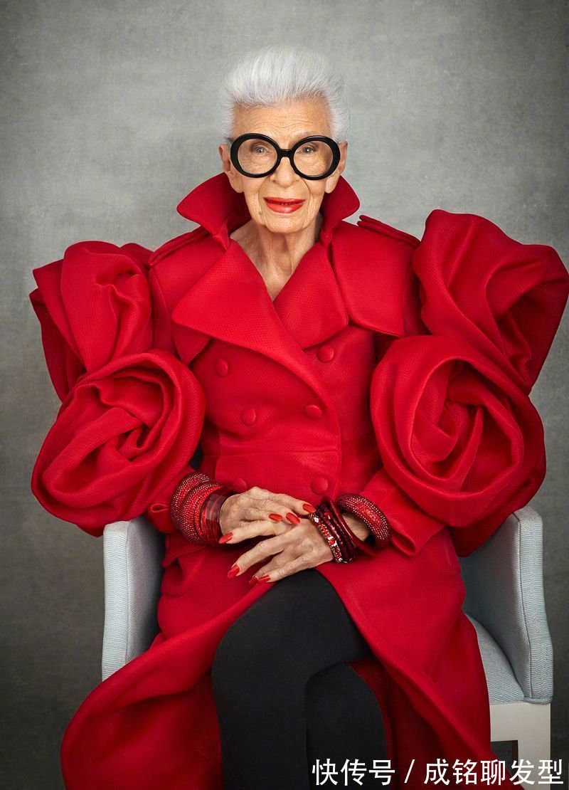 百岁的时尚奶奶有多牛,穿着光鲜亮丽发型一丝不乱,越活越精彩