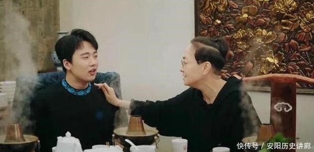 相声|孟子义也太会“尬”了,她的话连说相声的郭麒麟都接不住