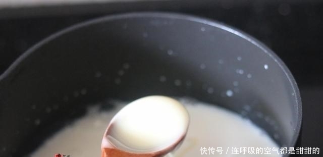 原来孩子们爱吃的高钙奶酪棒，做法这么简单，才5块钱能做1大盘