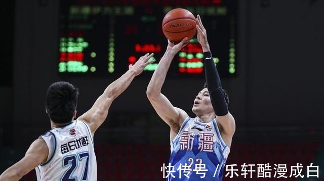 李春江|上海男籃大勝新疆,李春江限制摩爾特里出奇招,這是制勝法寶