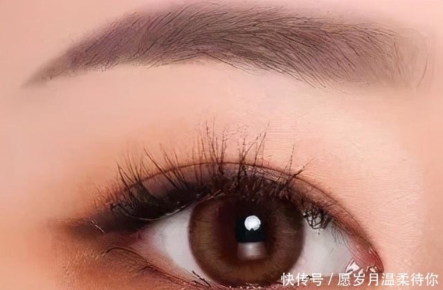 看完这篇保姆级眼线教程，不准再说你不会画眼线了