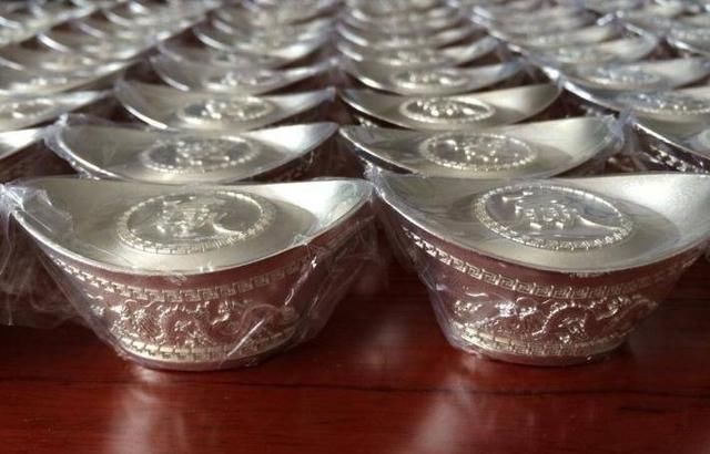 历史|我国历史上两次高薪养廉，一次在宋一次在清，为何都被中道废止？