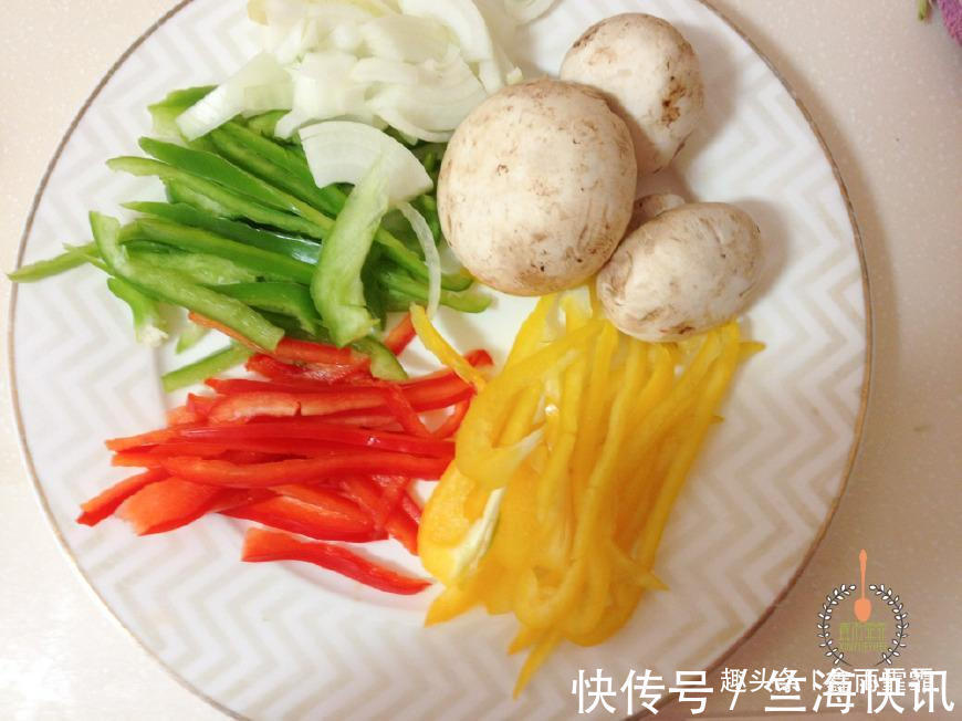 一收拾冰箱,必做这大饼,比烙饼好吃还营养!