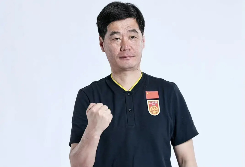 武磊|洛国富又胖了?将缺阵日本,李霄鹏有赢球法宝,国足首发启用新人