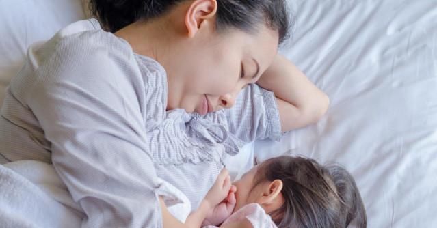 母乳喂养|4年了,哪个因喝奶太用劲,被妈妈用剪子戳脸的男宝宝现况怎样