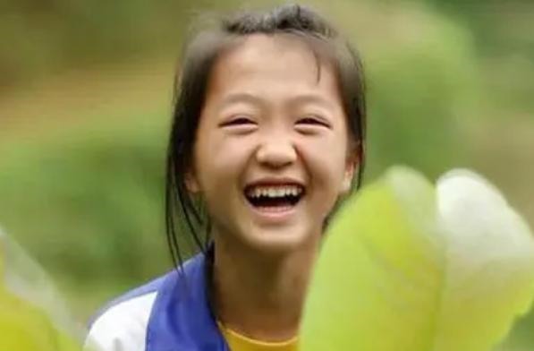 《变形计》李勒优生活大变,被城市家庭宠成公主,脸却长满痘痘