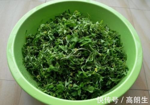 泡脚|经常用艾叶泡泡脚，坚持7天后，2种喜人变化“不请自来”！