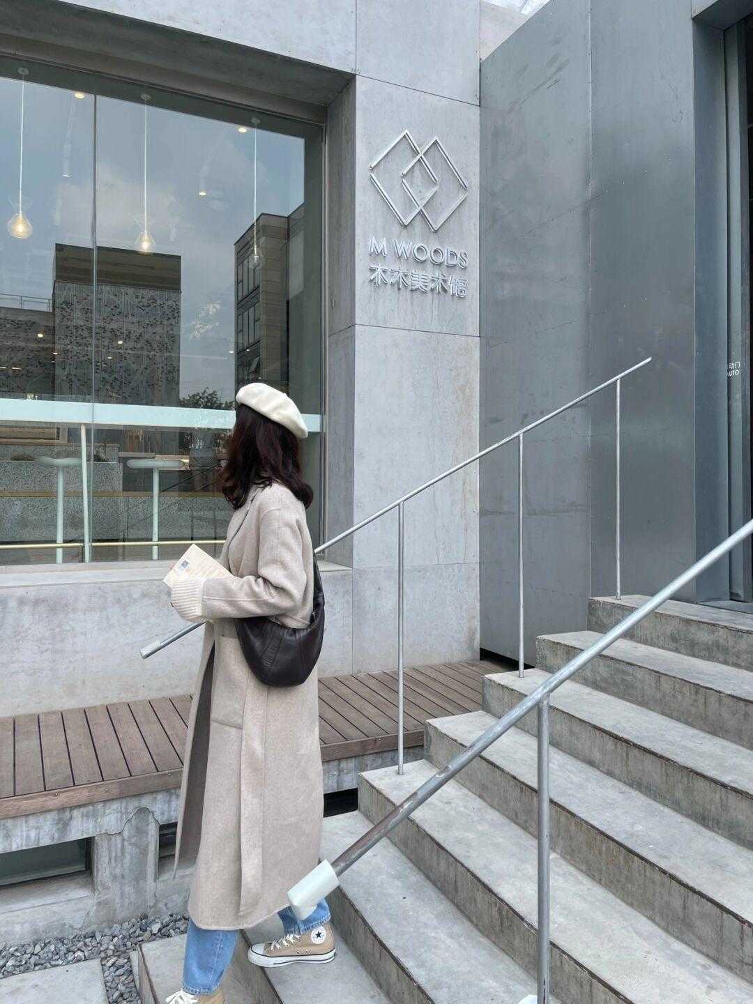 小白|“色彩小白”千万别错过燕麦灰,既有亮点又有辨识度,格调超大气