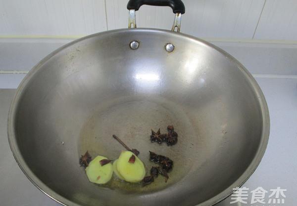 爷爷传下来的酱牛肉秘方,牛肉香嫩有嚼劲,做法简单只需3步!