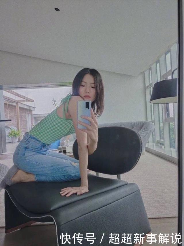 棉衣|刘雯的秋冬穿搭很舒适大方,穿鹅黄色棉衣高腰裤,大长腿超有魅力