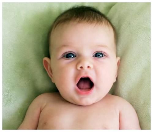 臭臭|宝宝拉臭臭味道太重，多半是这3个原因造成的，宝妈别忽视了