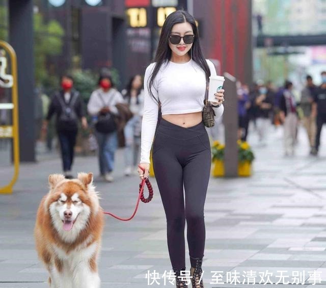 穿搭","m":"395d4c60ab3f65b3aa95e8411c39dcebfe567","nlabel":"stat_3110271064:zm.news.so.com:5ZuK6JCk54Wn5Lmm,pageType_zmt,glevel_3","ntag":"tfashion;sfashion_时尚;kfashion_1:穿搭;call_P:全类:衬衫:针织衫;cfashion_P:全类