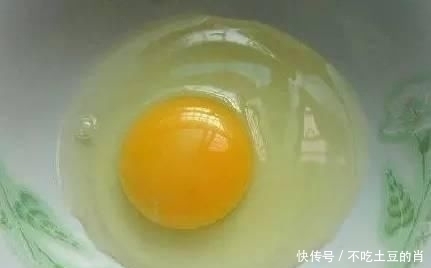米饭|剩米饭别再炒了,这样做比炒米饭好吃一万倍