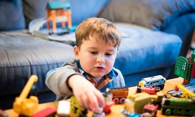 智商|宝宝是否聪明,从小就能看出来,若有这三个特征,智商不会太低