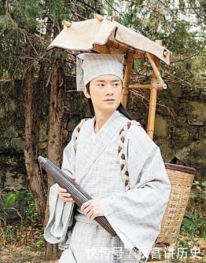 千古绝对, 上联: 鸟在笼中, 恨关羽不能张飞, 下联堪称经典!