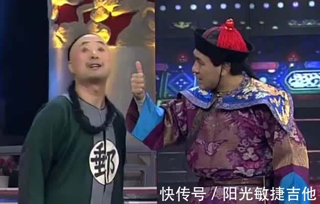 电话点歌,神仙打架,节目表演到一半去敲钟,曾经的春晚有多会玩