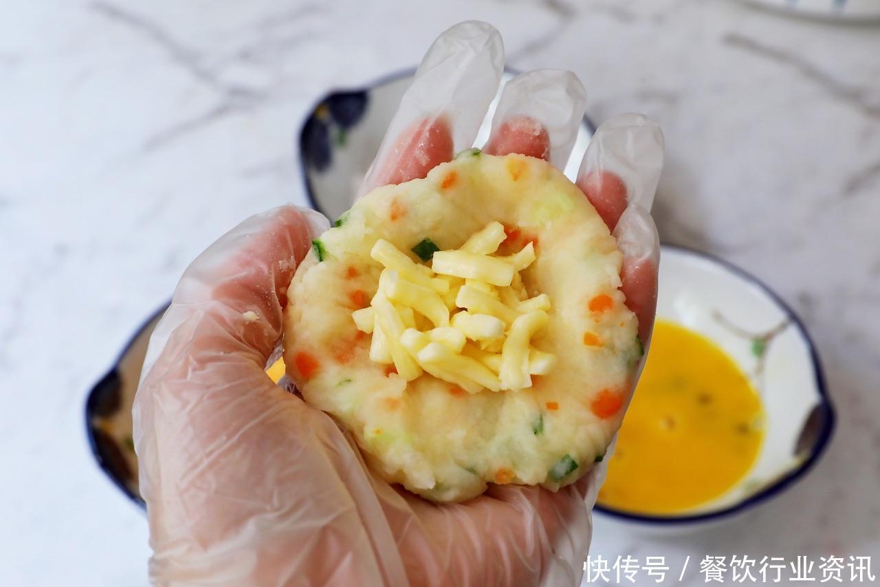 芝士|芝士和土豆结合在一起,奶香四溢营养丰富,一家全爱吃,特解馋!