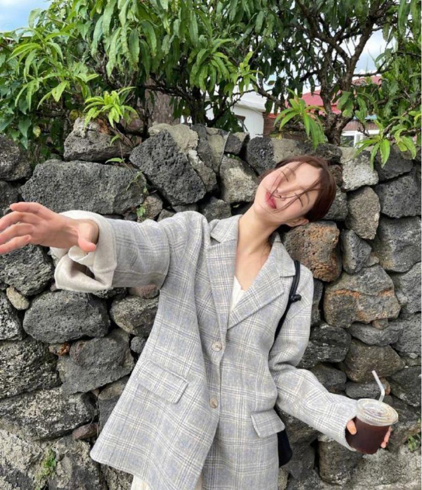 t恤|秋冬纯色西装的穿搭未免老气!格纹西装才是正统,尽显帅气风格