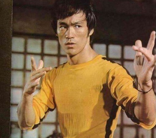 中国传统文化|1973年李小龙在丁佩床上逝去,20年后儿子离世,丁佩说法耐人寻味