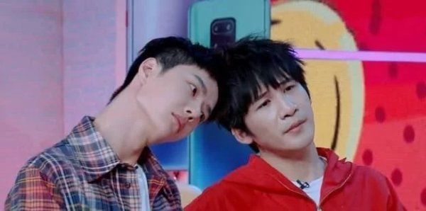 黄瓜 赵丽颖关心王一博时,谁注意他说了啥节目组急忙进行消音处理