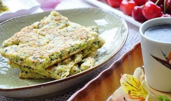 蛋饼|快手早餐蛋饼2款，菜多易熟，又软又嫩，可口滋润防秋燥