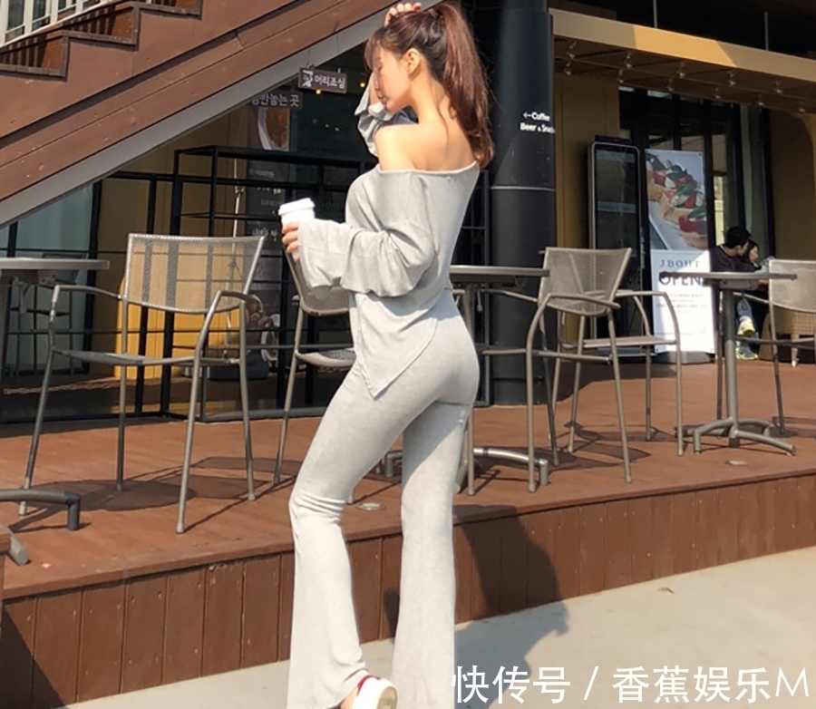 纯色|纯色系的休闲裤,看起来特别的显高级感,展现一种富态美
