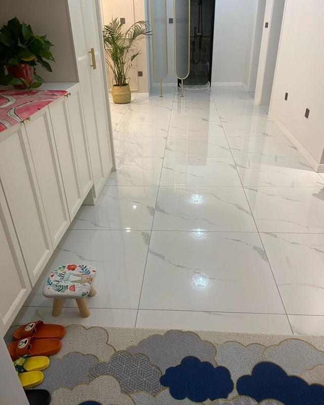 玄关|第一次装修新房，完工后的效果还不错，玄关鞋柜一家人都很满意