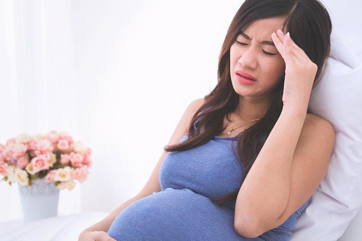 医生|怀孕8个月忽然来例假?及时就医后医生表态,“来得正好不用怕”