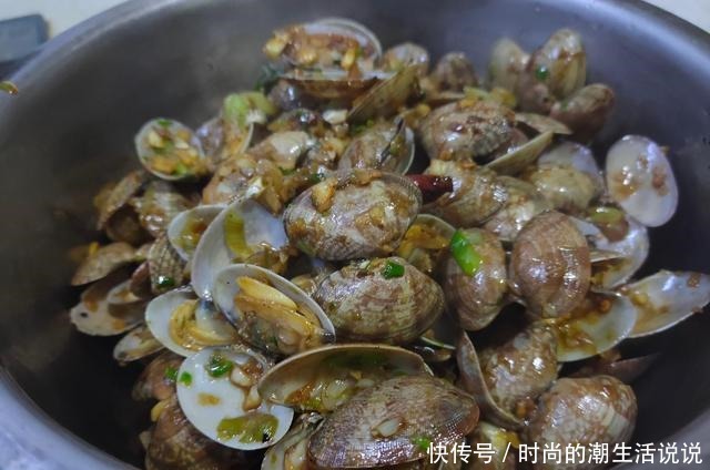 炒花蛤,千万别直接下锅,少了这1步,难怪花蛤不开口腥味重!