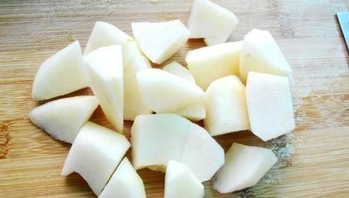 花生米|立秋后，女人要多喝此汤，嫩白丝滑，美容养颜，比燕窝还有营养