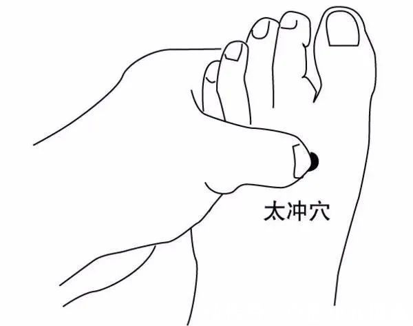 咽喉肿痛|小儿推拿李波:宝宝喉咙疼多喝水就行?中医如何缓解宝宝喉咙痛?